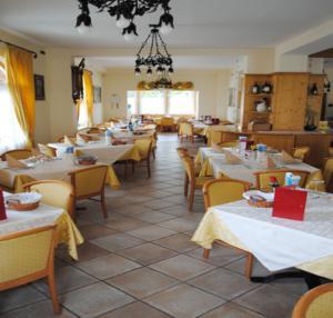 Bernard Hotel Canazei Ngoại thất bức ảnh